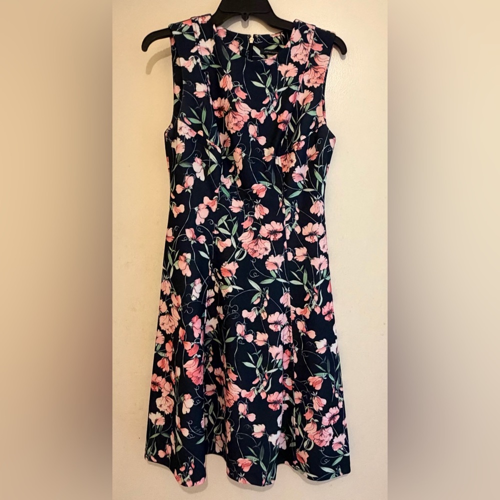 Tommy Hilfiger Women’s Size 8 Floral Dress Black and Pink